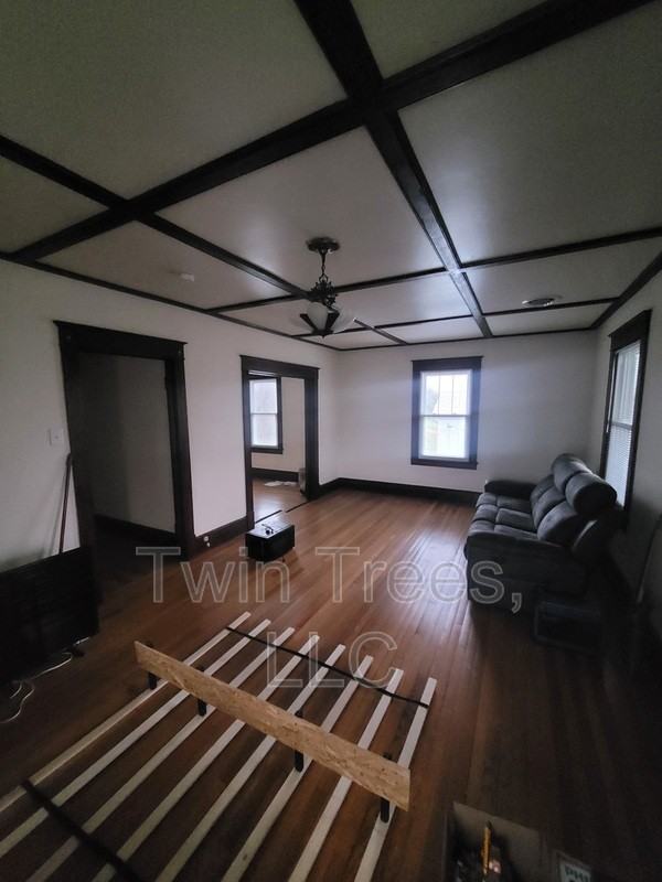 5747 Main Street - Photo 6 of 7