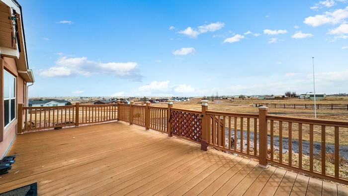 15172 Ewing Ct - Photo 2 of 42