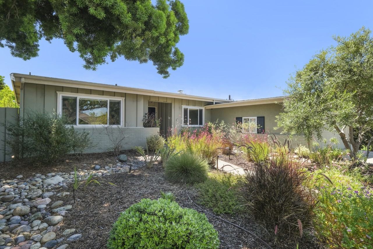 5615 Madra Ave #NA - Photo 3 of 3