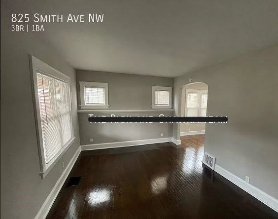 825 Smith Avenue Northwest #1 - Photo 2 of 11