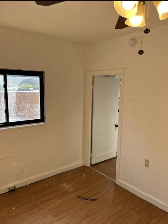 115 Burton Dr - Photo 2 of 15