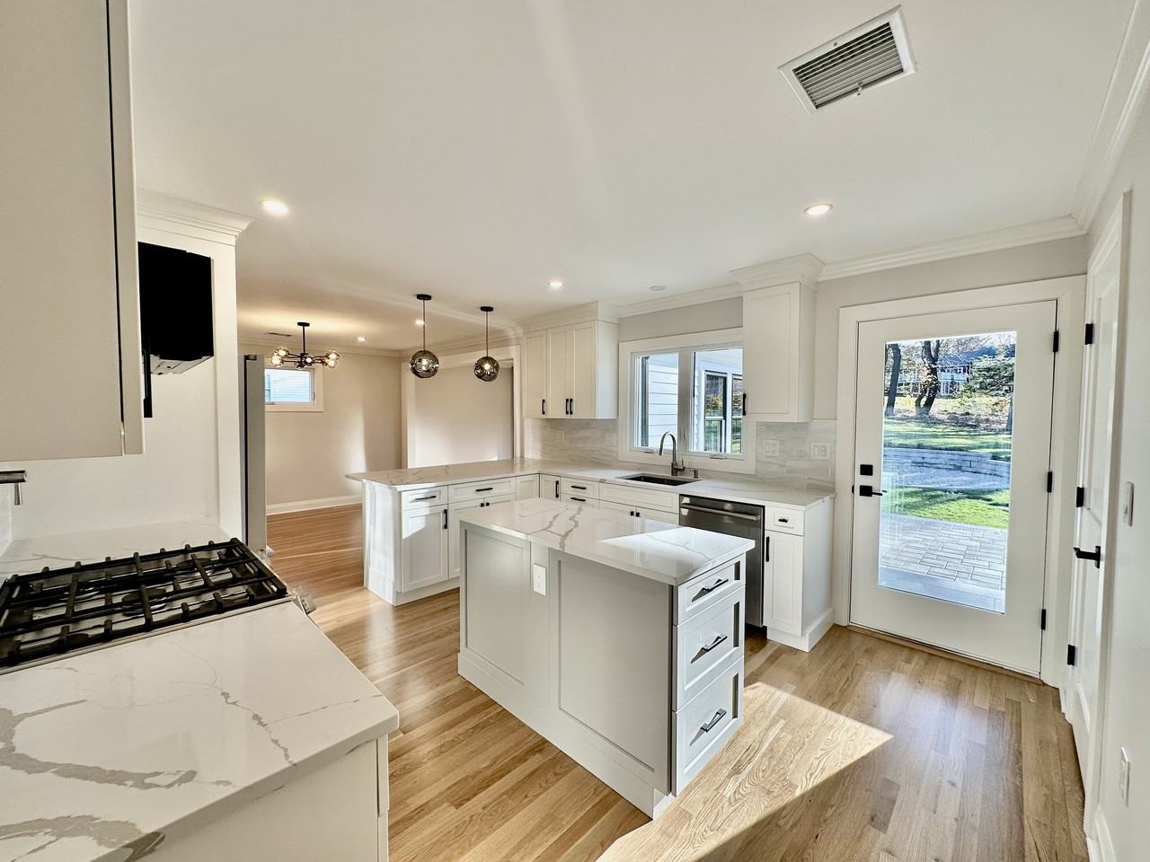 34 Spring Valley Road - Photo 3 of 16