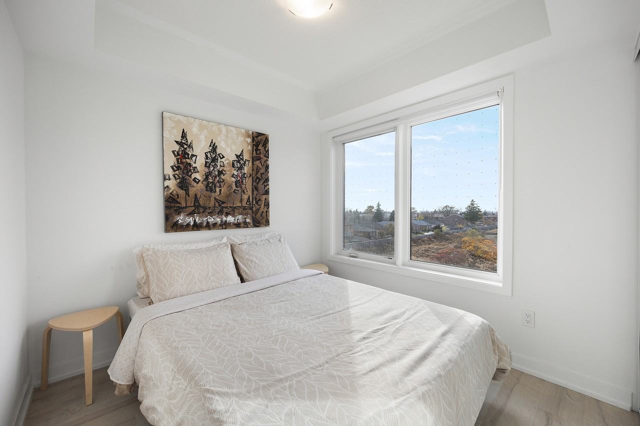 160 Downsview Park Boulevard - Photo 3 of 17