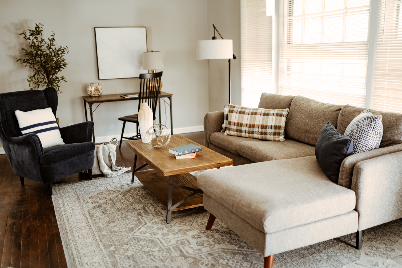 13661 Cedar Rd - Photo 2 of 12