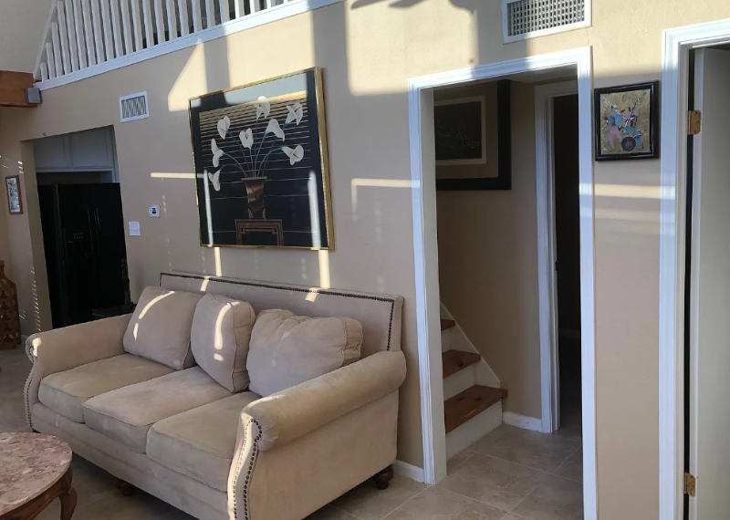 3034 Ash Ct - Photo 2 of 9