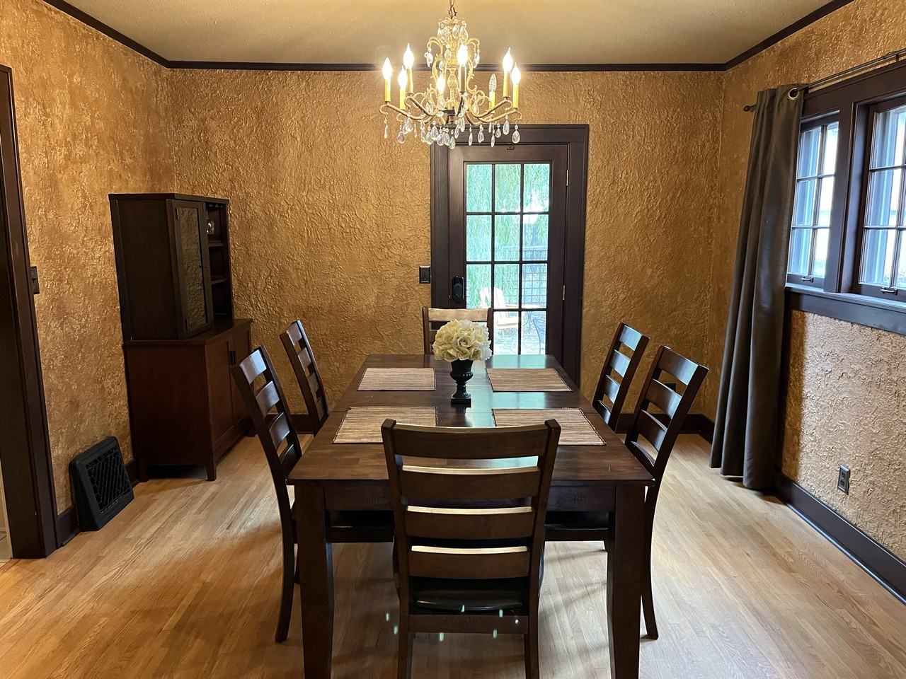 1400 S Main Ave - Photo 5 of 50