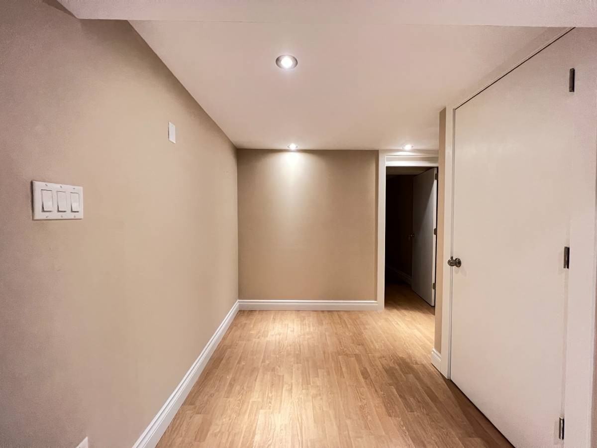 4065 West 15th Avenue - Photo 6 of 8