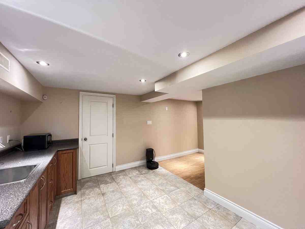 4065 West 15th Avenue - Photo 7 of 8