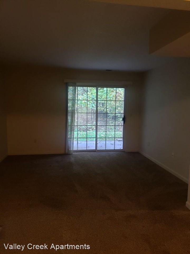 1105 W 15th St 101-204 - Photo 3 of 9