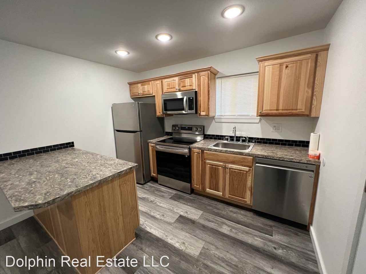 583 N. Main - Photo 2 of 21