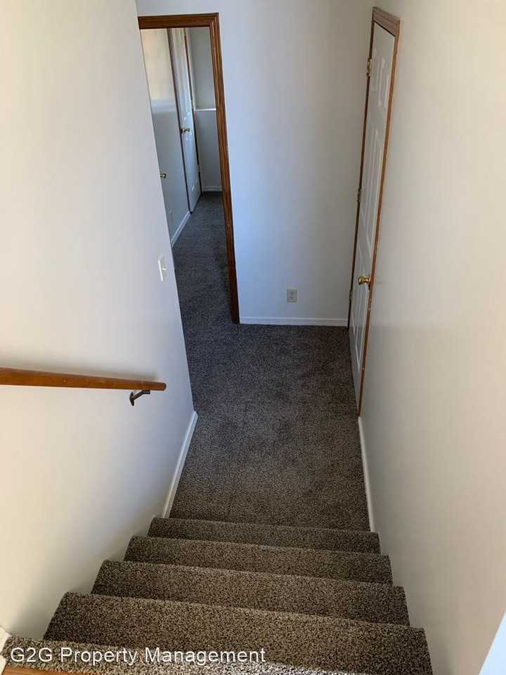 4638 S Minneapolis Ave - Photo 3 of 14