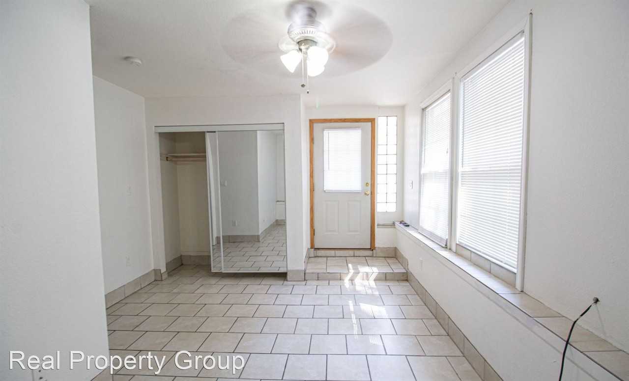 404 Lawrence Place - Photo 3 of 11