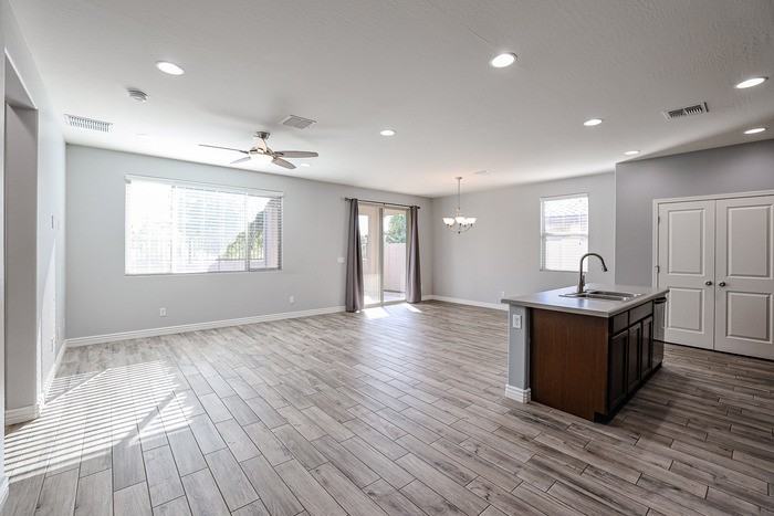 1256 S 165th Ave - Photo 3 of 20