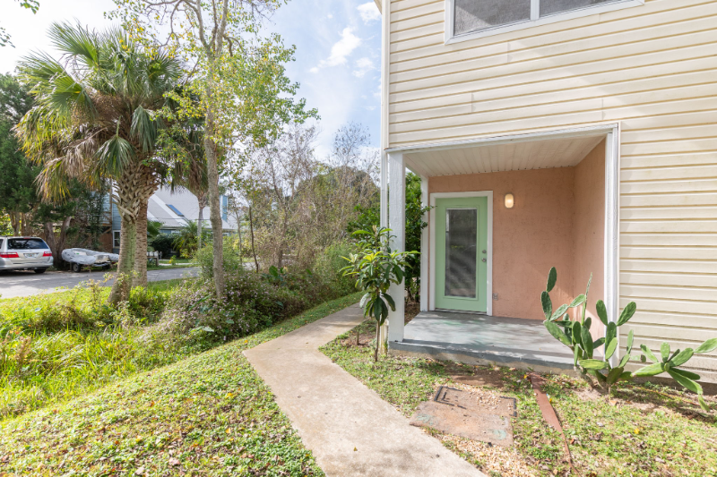 202 F St #B - Photo 2 of 27