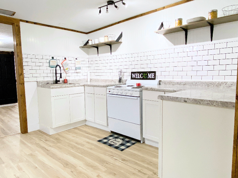 829 West Elm Street #1 - Photo 5 of 14