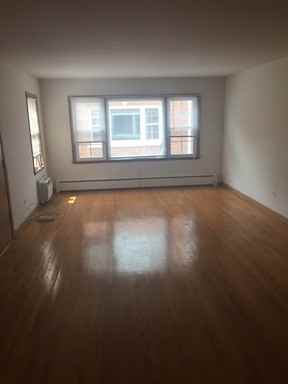 1512 Central St - Photo 2 of 6