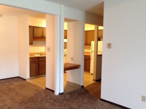 2050 Meadow Ln - Photo 2 of 2