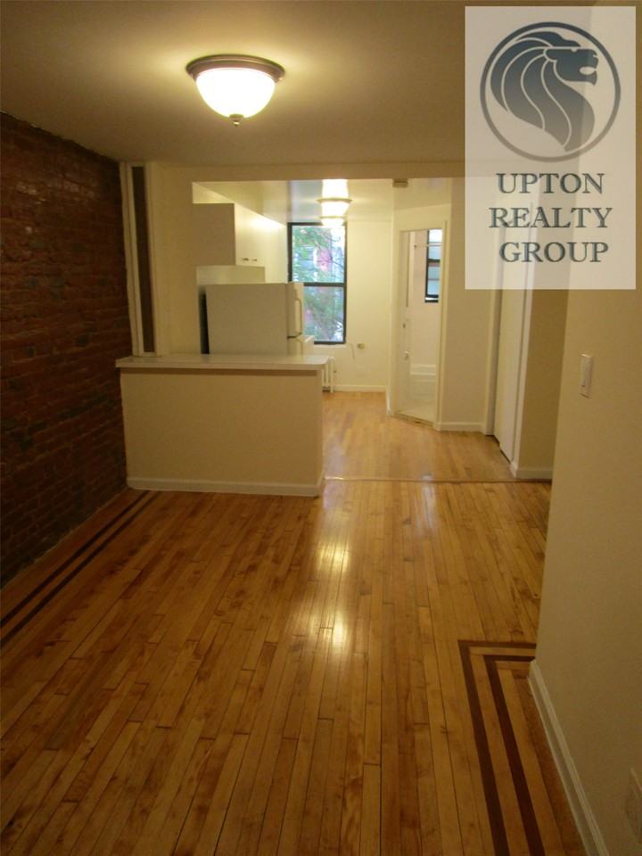 1st Ave & St Marks Place #3W