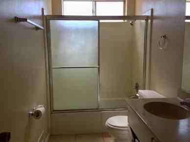 1562 Michigan Ave - Photo 3 of 12