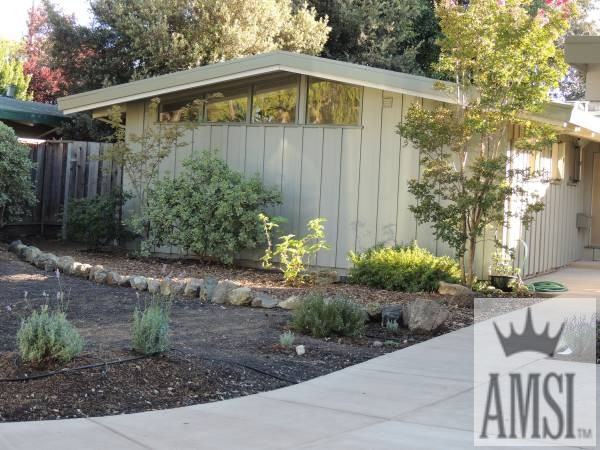 872 Ames Avenue - Photo 2 of 14