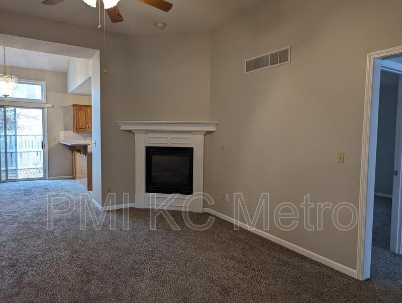 3530 Nw 71st Ter - Photo 3 of 11