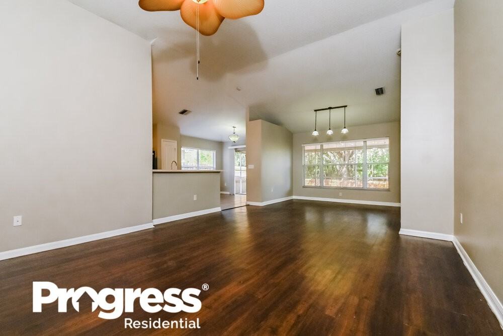 2407 Cattleman Dr - Photo 3 of 16