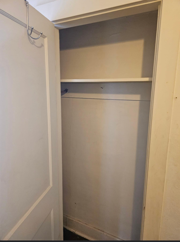 3423 Kedzie St - Photo 3 of 50