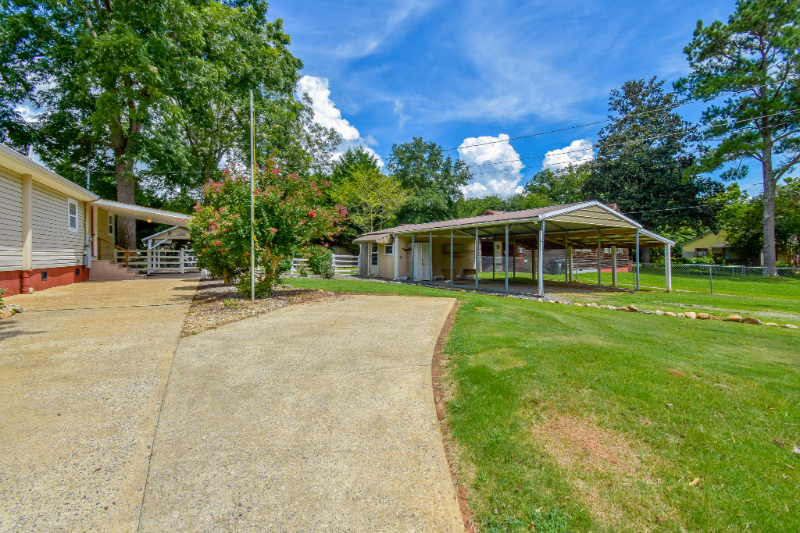 109 11th Avenue South - Photo 4 of 47