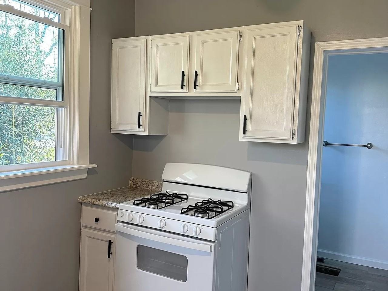 3356 Saffer St #NA - Photo 2 of 13