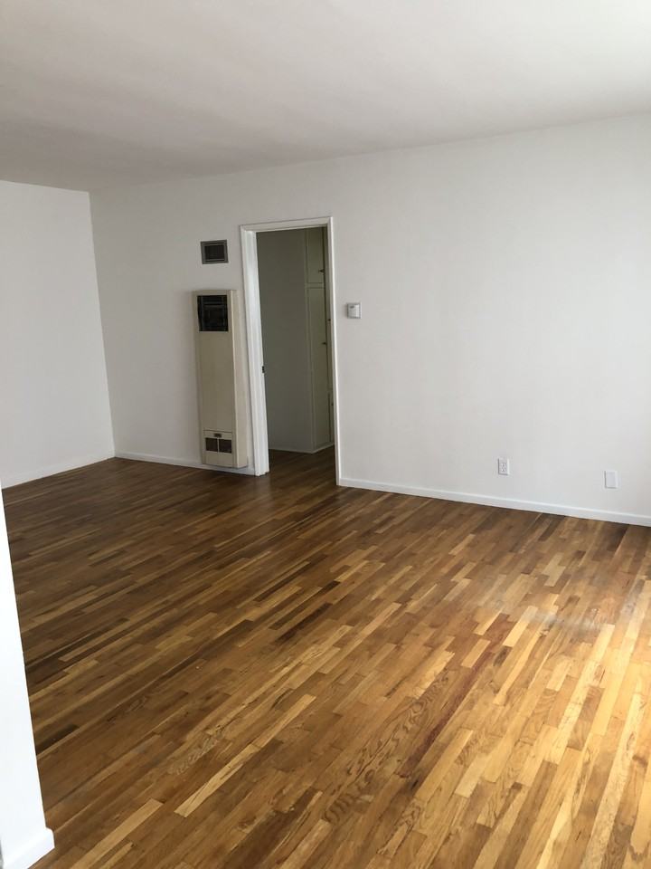 1218 Valley View Rd #4 - Photo 2 of 5