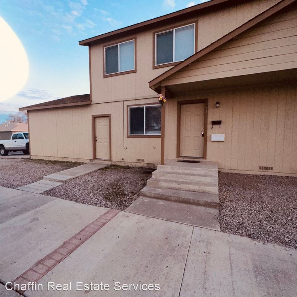 260-270-280 E Center - Photo 2 of 26