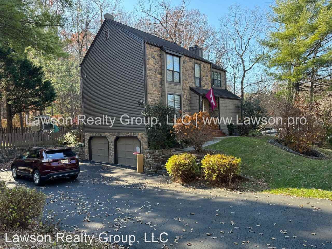 4584 Branderwood Dr - Photo 2 of 30