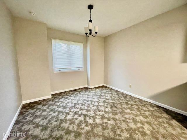 120 Lee Ave - Photo 3 of 9