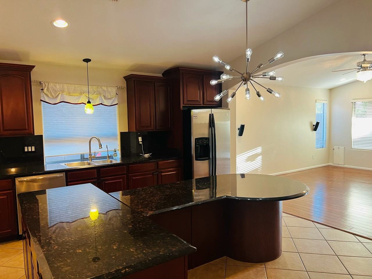 2823 E Questa Dr - Photo 4 of 24