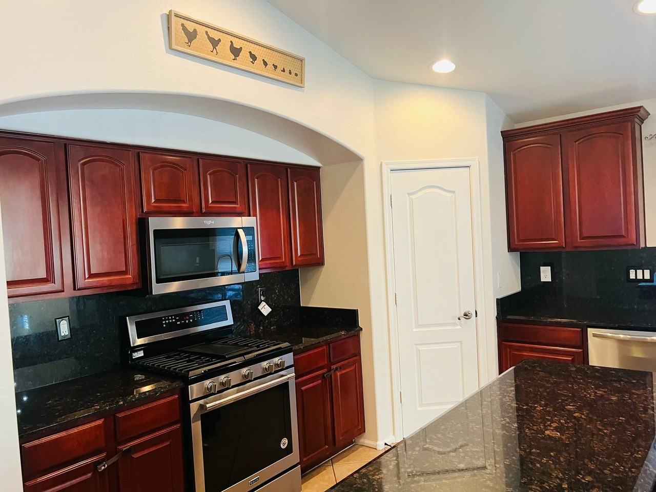 2823 E Questa Dr - Photo 5 of 24