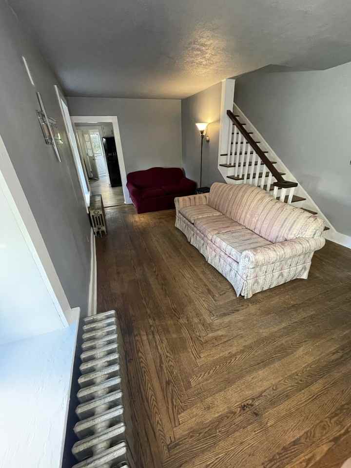 1345 Main St - Photo 3 of 9