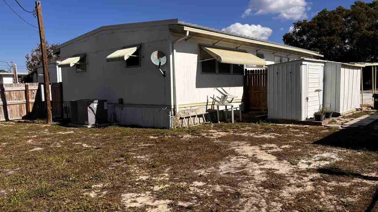 1821 Orange Dr #NA - Photo 2 of 17