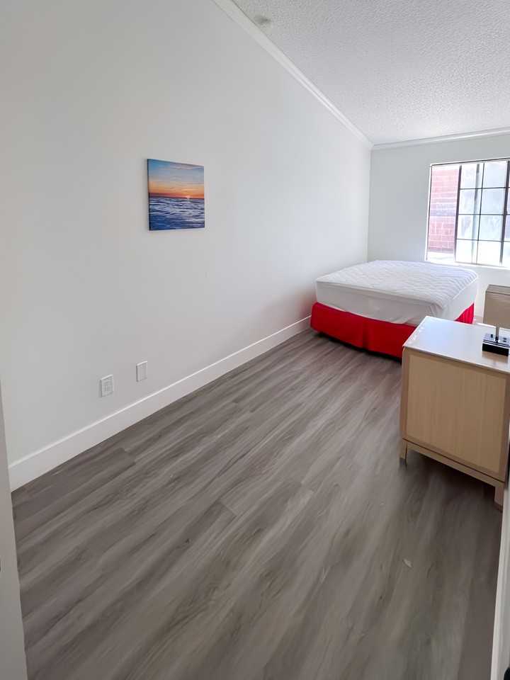 Sugar Loaf Ct - Photo 3 of 4