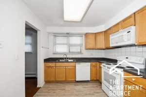 featured image of 8644 Skokie Blvd #303
