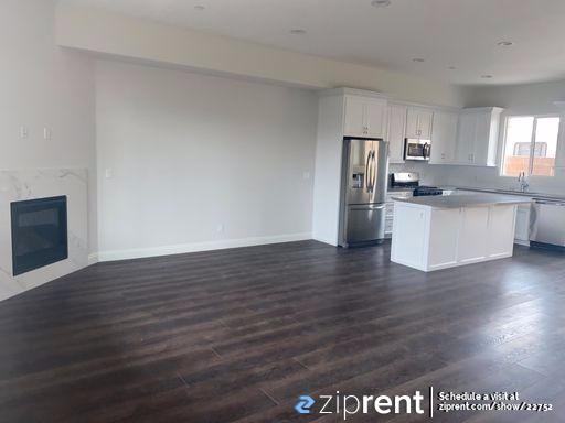 2604 Pacific Coast Hwy - Photo 3 of 17