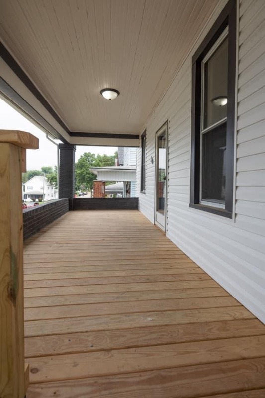 310 N 4th St - Photo 3 of 12