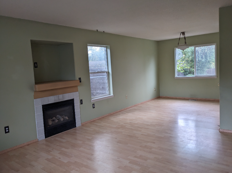 1511 Ne Holman St - Photo 2 of 21
