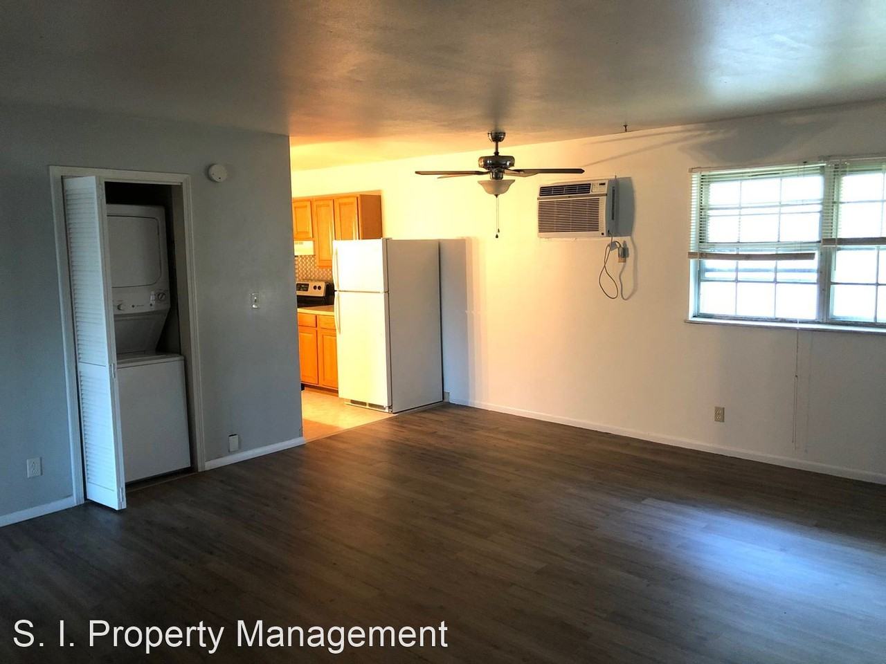 505 S. Poplar - Photo 2 of 11