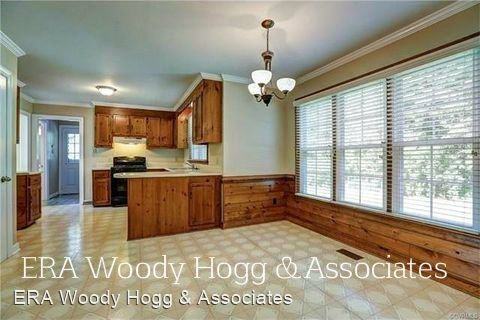 10501 Homeland Ct - Photo 3 of 18