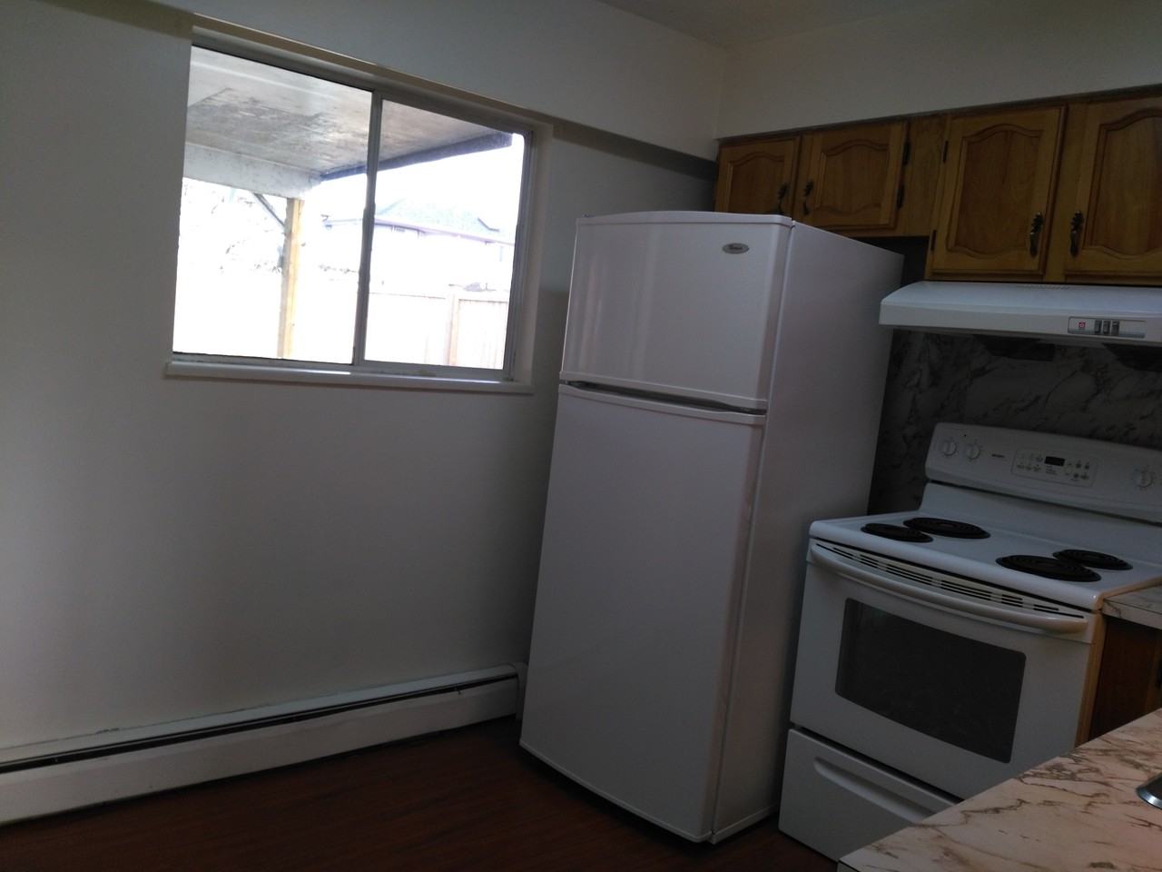 16345 108 Avenue - Photo 2 of 11