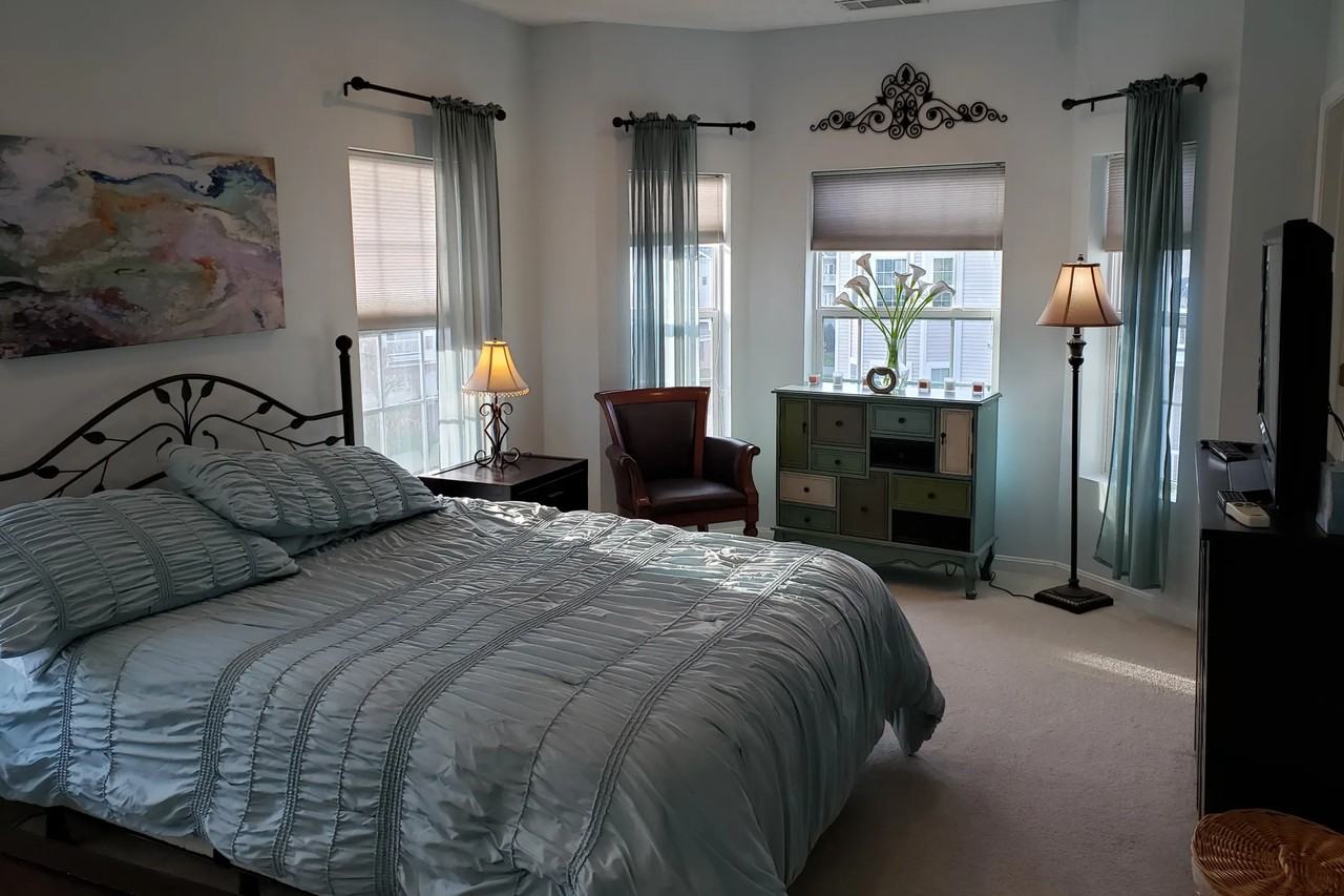 712 Aqua Marine Blvd - Photo 3 of 12