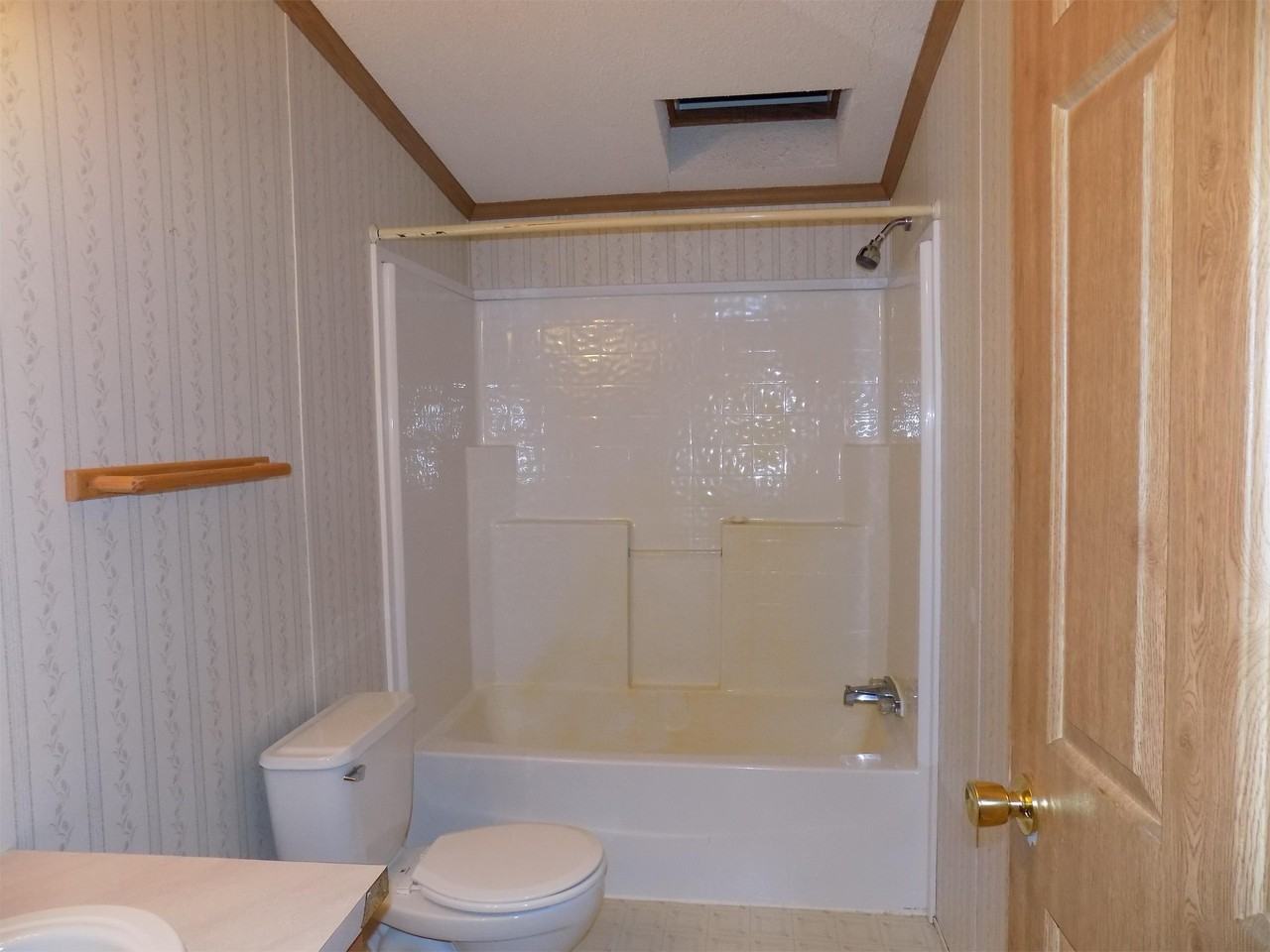 6512 14 1/2 Mile Rd - Photo 2 of 13