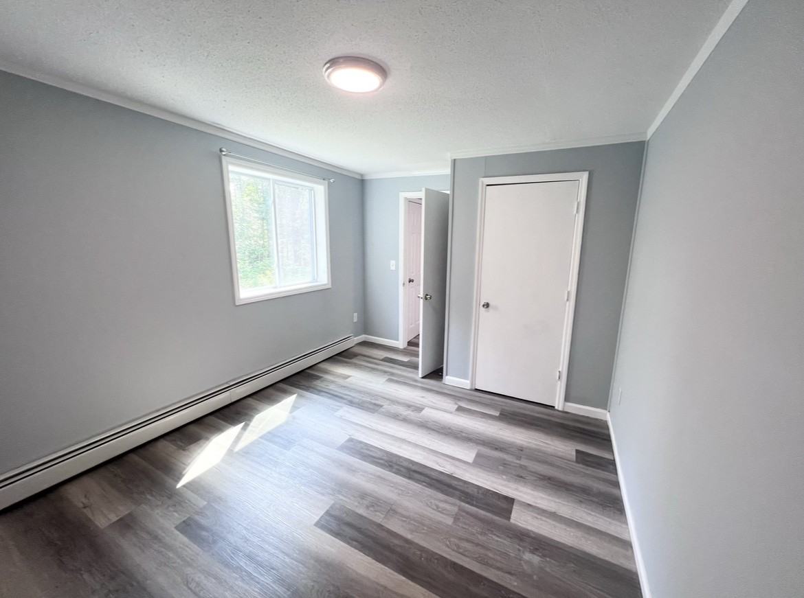 SWAN LAKE COMPLEX - Photo 4 of 13