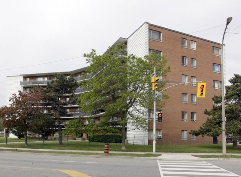 350 The Westmall - Photo 2 of 2