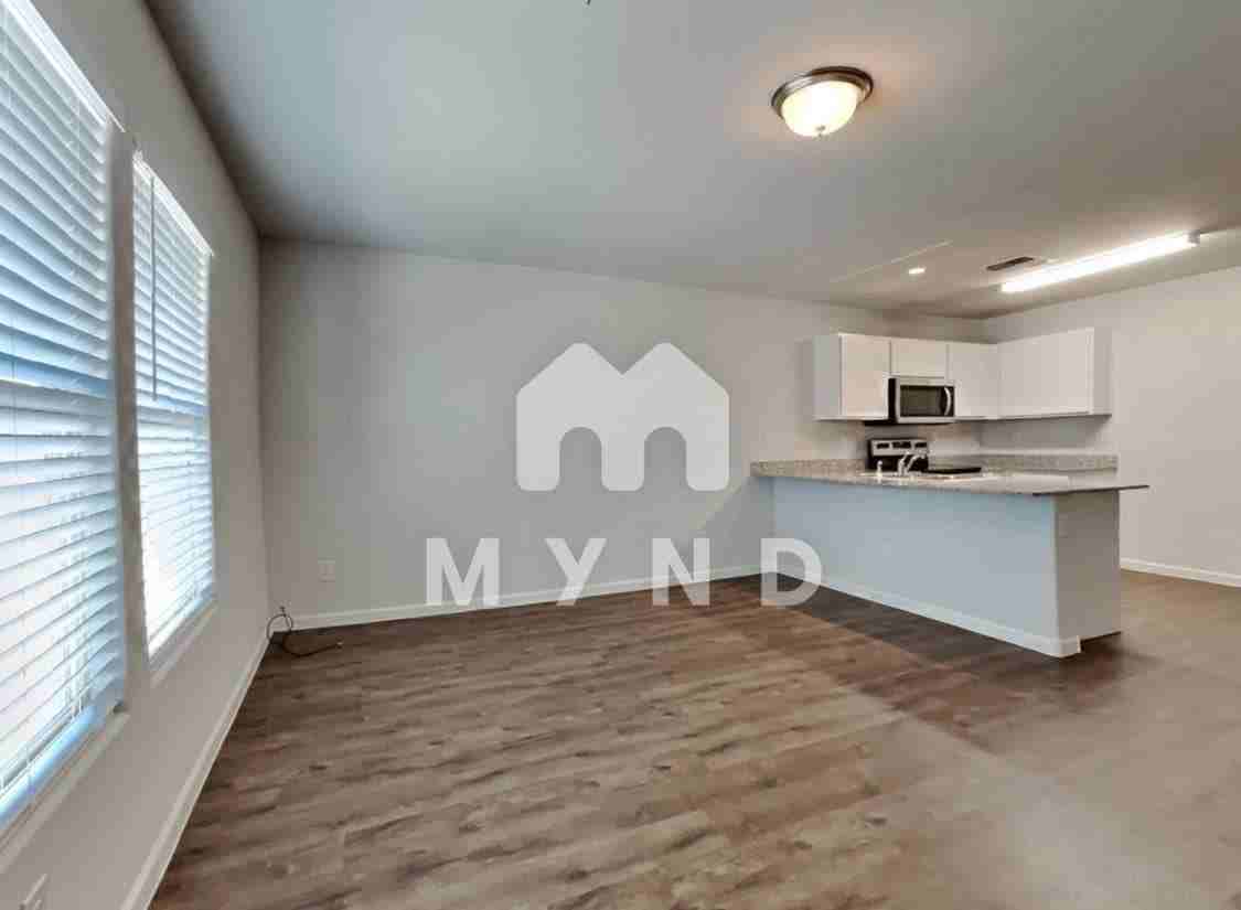 254 South Picacho Heights Road - Photo 3 of 8